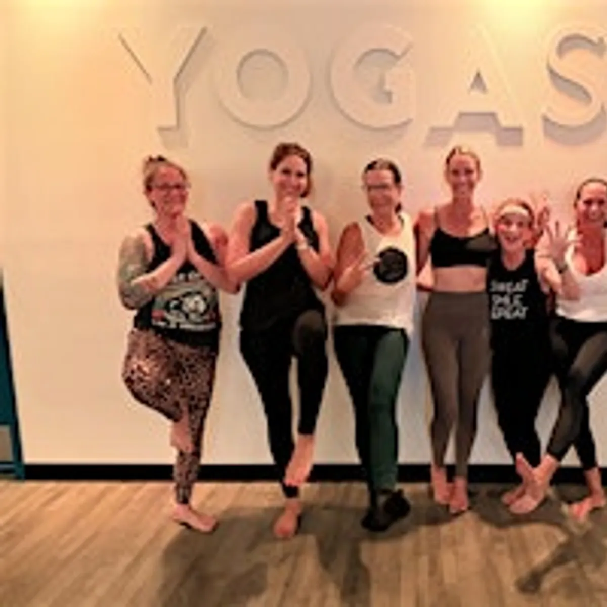 Mudras & Meditation at Yogasix Palm Beach Gardens