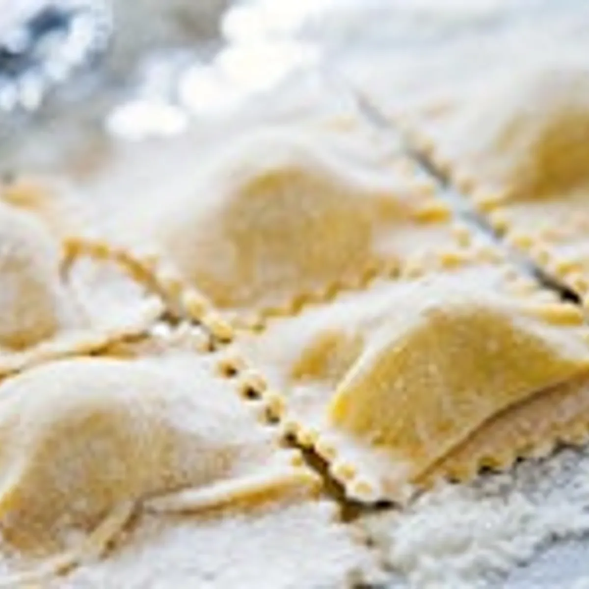 Hands-On: Cacio e Pepe Ravioli al Pomodoro